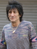 Problemas de alcoolismo de Ron Wood preocupa os Rolling Stones ron wood